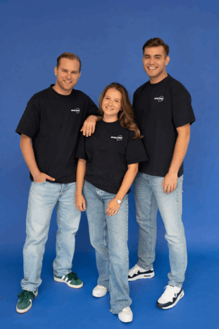 Dit is het team van Social Talks. Van links naar rechts is het Erik van Schanke, Trisha de Bruijn en Lars van Schanke